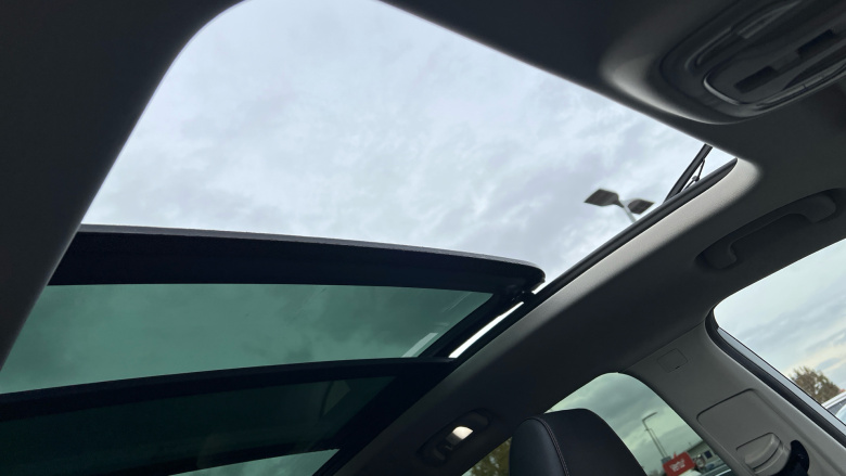 MG Hs 1.5 T-GDI Exclusive 5dr DCT Petrol Hatchback